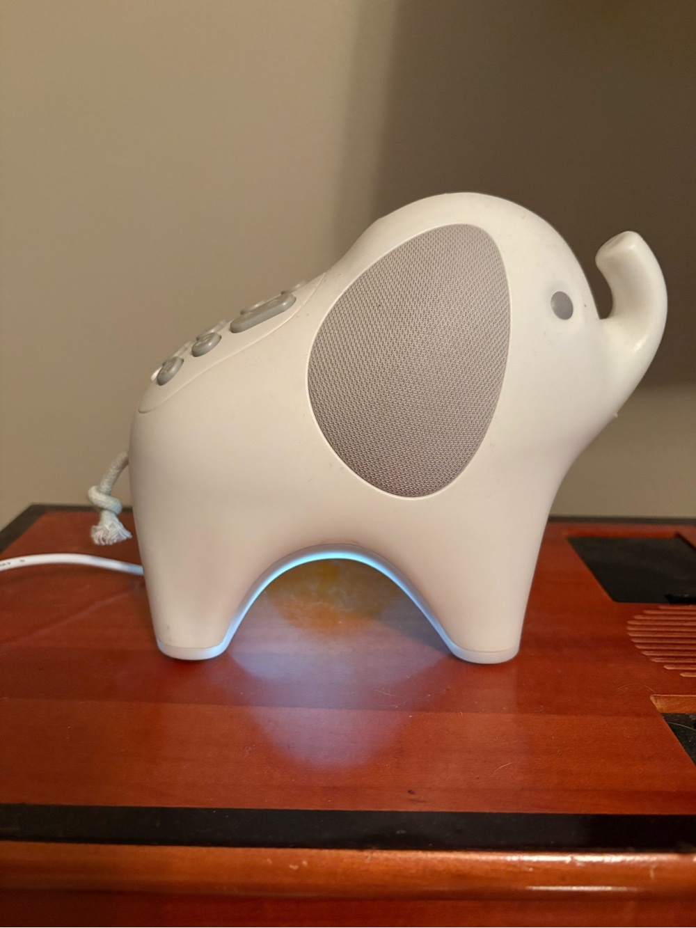 Skip Hop white elephant sound machine projector with Night Light